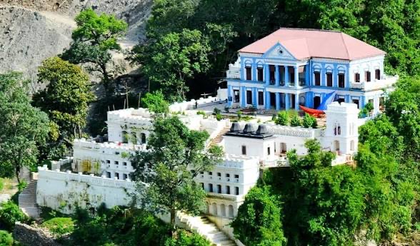 Rani Mahal above the Kali Gandaki